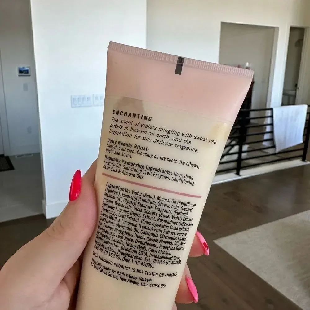 Retired sweet pea bath & body works body cream